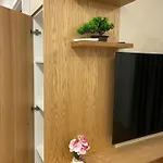 Golden Shore Apartament *
