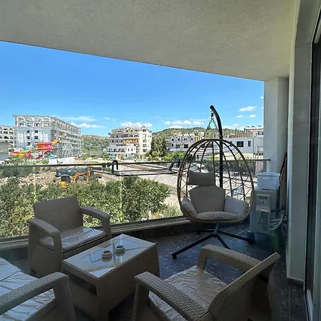 Golden Shore Apartament *