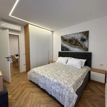 Golden Shore Apartment Golem (Tirana)