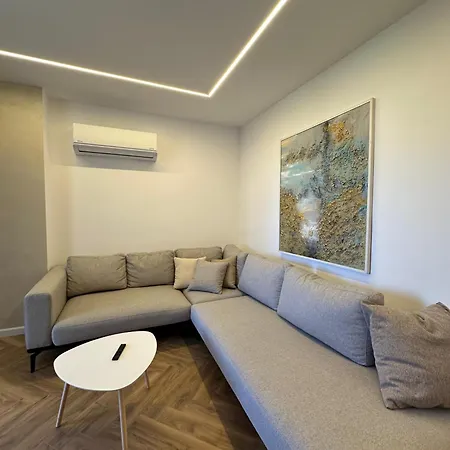 Brand New * Golem (Tirana)