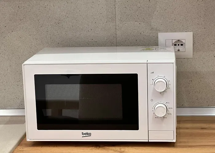 Golden Shore Golem (Tirana)